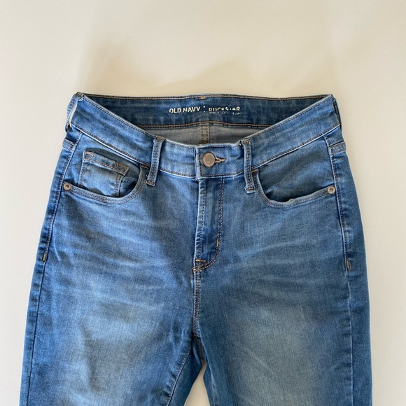 Old navy high waisted jeans - Picture 2 of 5